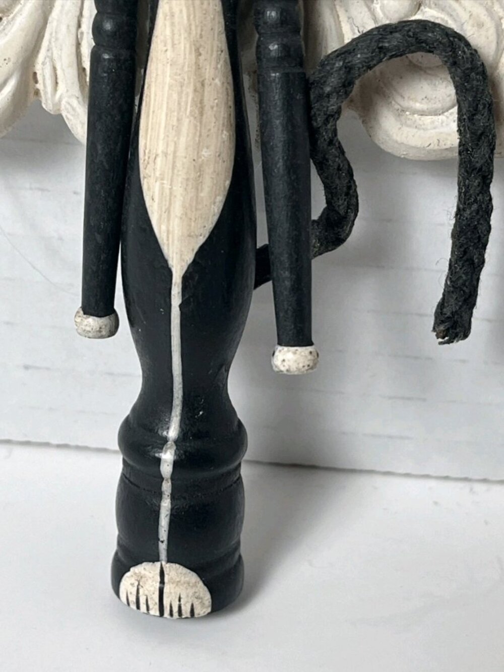 Primitive Black Cat Angel Ornament Jointed Wood Folk Art Christmas Decor - Picture 5 of 10